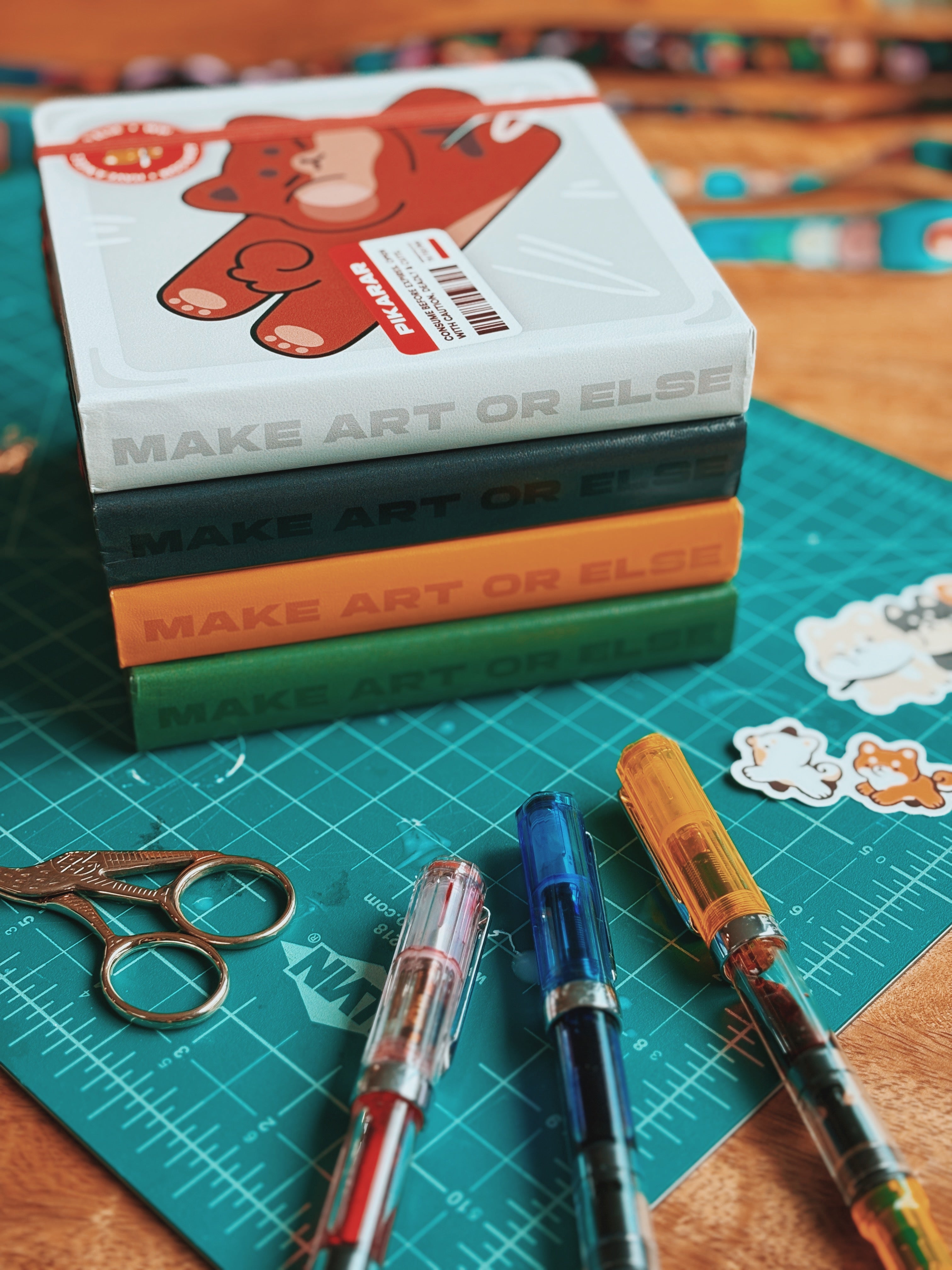 Artist Sketchbooks — Smooth & Textured Paper | 5.7×5.7in